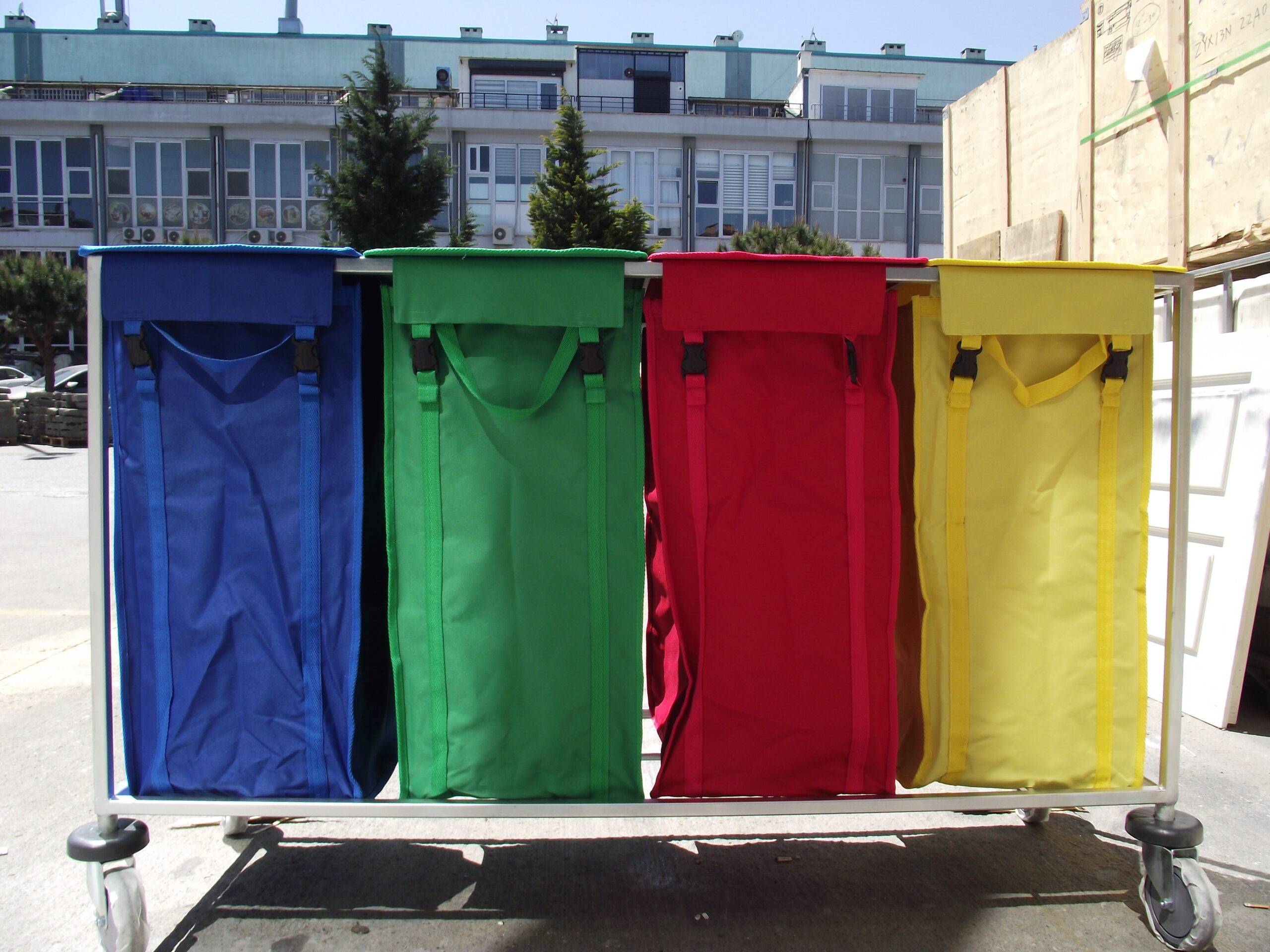 Geri Dönüşüm Kirli Toplama Arabası